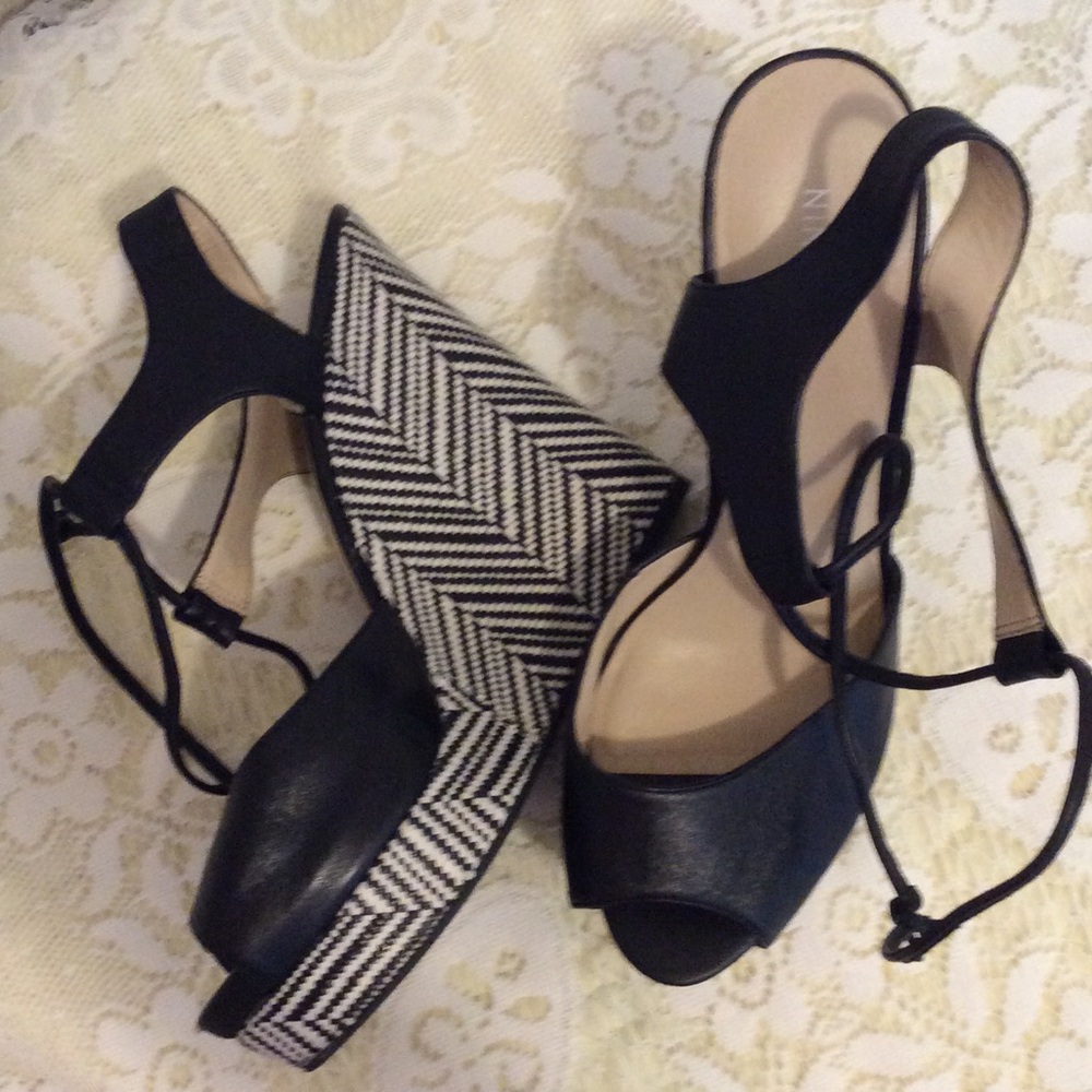 Nine West Black and White Chevron Wedge Sandals - Picture 2 of 8